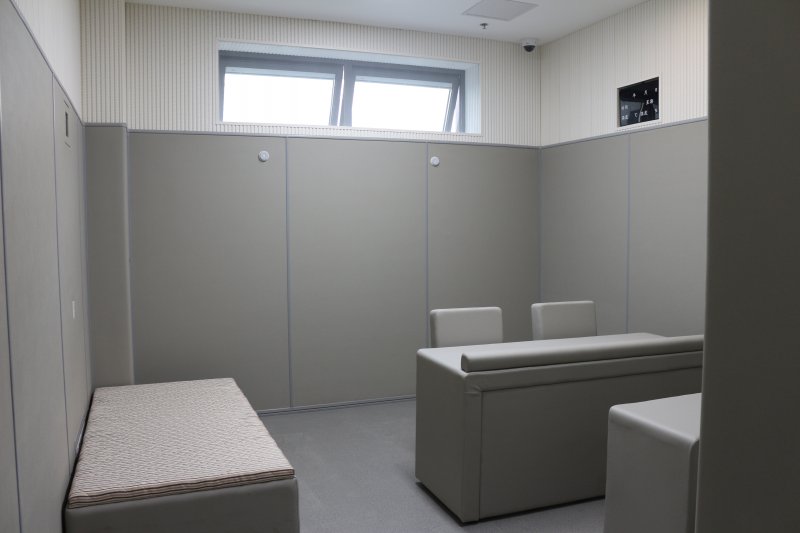 解決詢(xún)問(wèn)室墻面軟包防撞安全保護(hù)措施